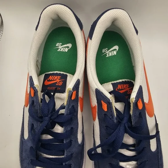 Size 10.5 Men's - Nike Adversary Premium SB Navy Safety Orange EU 44.5 (T11) - Picture 2 of 7
